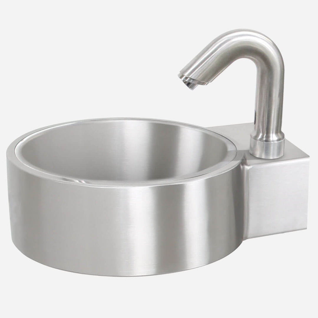 GWC75 Wash-N-Go! Outdoor Wall-Mounted Hand Sink